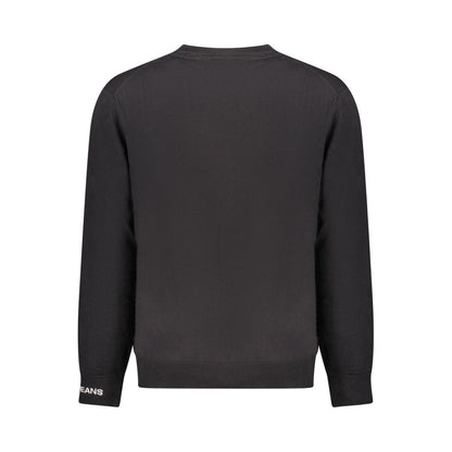 Sweatshirt by Pepe Jeans for men in cotton black presents a smart casual silhouette, featuring a smart casual and for a sophisticated look.