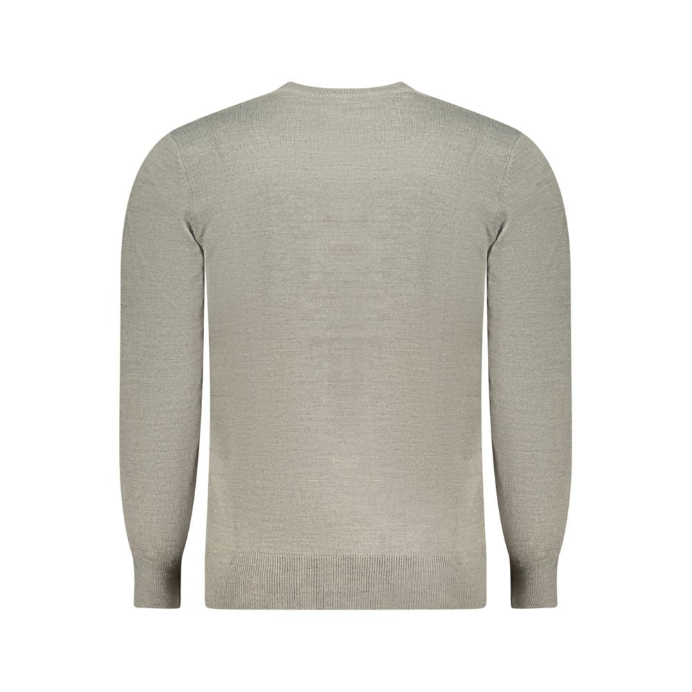 Sweatshirt by North Sails for men in nylon gray features an enviable silhouette, showcasing a premium and refined for a truly enviable finish.