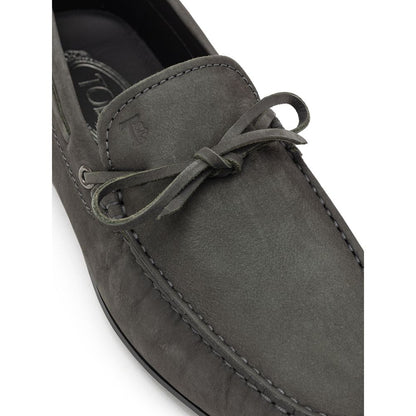 Shoes by Tod's for men in nubuck leather gray features an effortless chic silhouette, showcasing the Nubuck Leather Shoes design with an effortless chic and a for a effortless chic look.