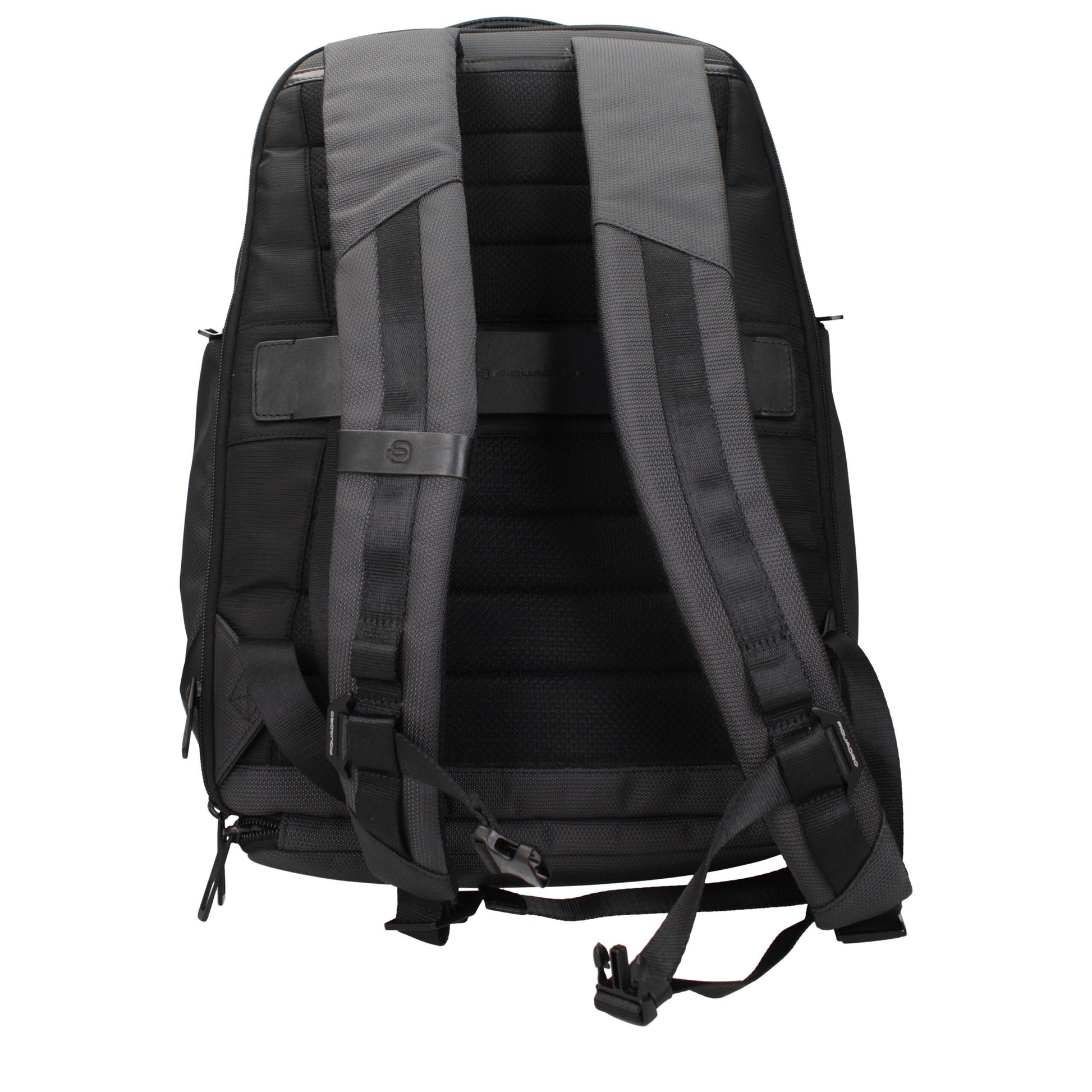 Backpack by Piquadro for men in fabric gray features a architectural Fabric Backpack design with a secure , ample , and versatile backpack-strap & adjustable-strap for a architectural finish.