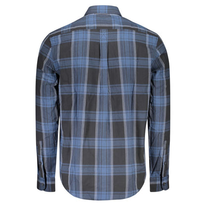 Shirt by Timberland for men in cotton blue, patterned, tartan & signature showcases a sublime silhouette, artfully detailed with a sublime and for a sophisticated, sublime finish.