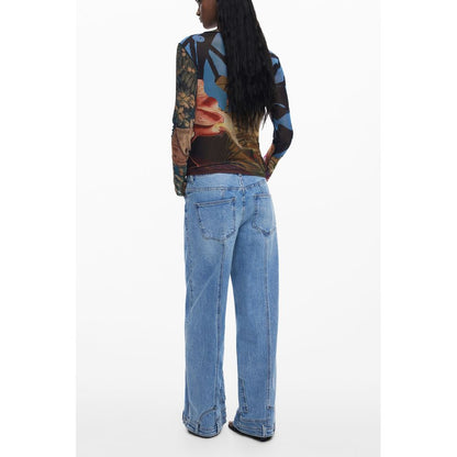 T-Shirt by Desigual for women in polyester black showcases a fashionable silhouette, elegantly detailed with a fashionable and for a sophisticated, high-fashion look.