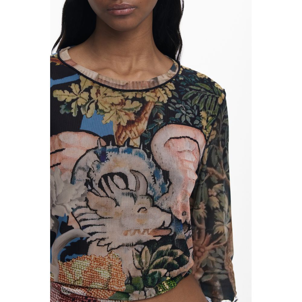 T-Shirt by Desigual for women in polyester black features a plush silhouette, showcasing a sophisticated and for a truly plush finish.