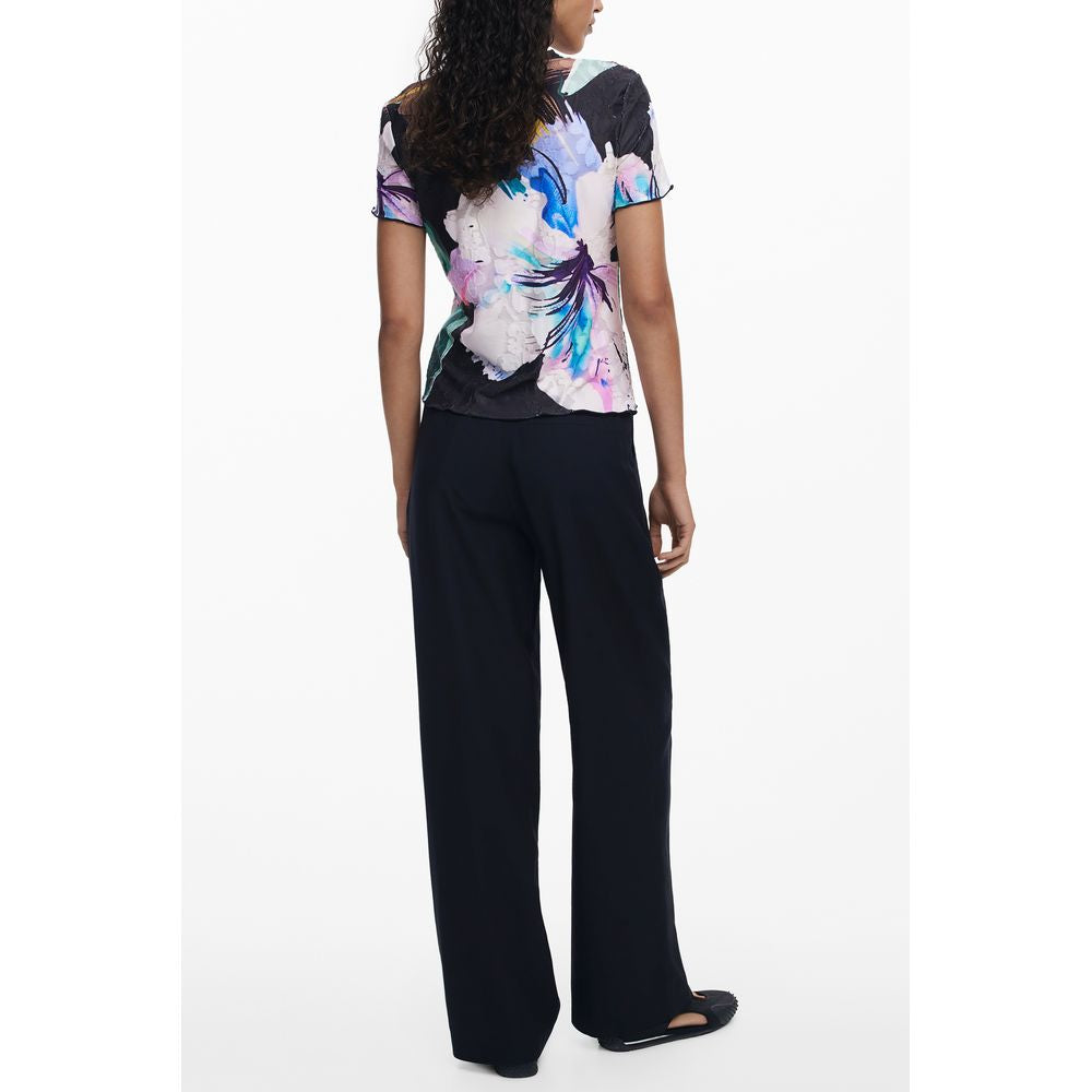T-Shirt by Desigual for women in stretch polyester black features an edgy silhouette, meticulously detailed with a sophisticated and crew neckline for a truly edgy finish.