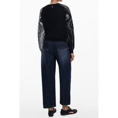 Sweatshirt by Desigual for women in polyamide polyester viscose black features an provocated silhouette, detailed with a provocated and a refined crew neckline for a sophisticated aesthetic.