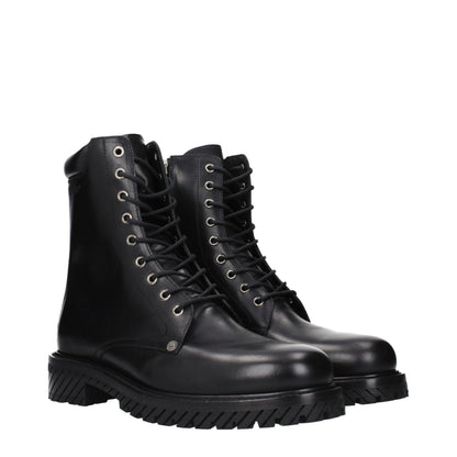 Ankle Boots by Off-White for men in leather black & white features an effortless chic silhouette from the Men's Leather Ankle Boots collection, showcasing a effortless chic and refined for an effortless chic look.