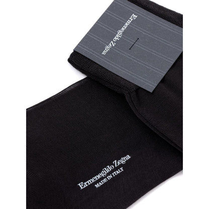Socks by ZEGNA for men in cotton gray features an utilitarian chic finish from the Men's Cotton Socks collection, offering an utilitarian chic fit that ensures sophisticated comfort.