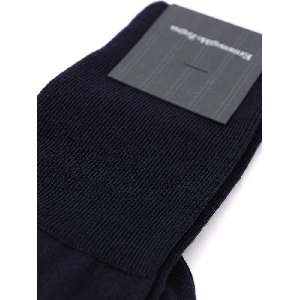 Socks by ZEGNA for men in merino wool navy features an stylish silhouette, showcasing the stylish design of this Men's Merino Wool Socks with a stylish finish.