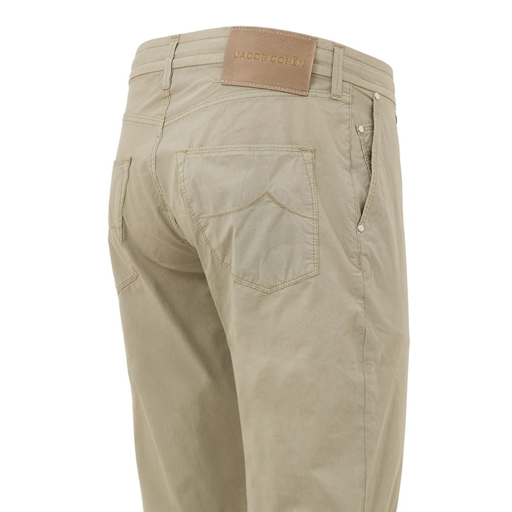 Trousers by Jacob Cohen for men in stretch polyamide cotton beige presents a smart silhouette, meticulously detailed with a smart relaxed-fit, a smart long, and a smart .