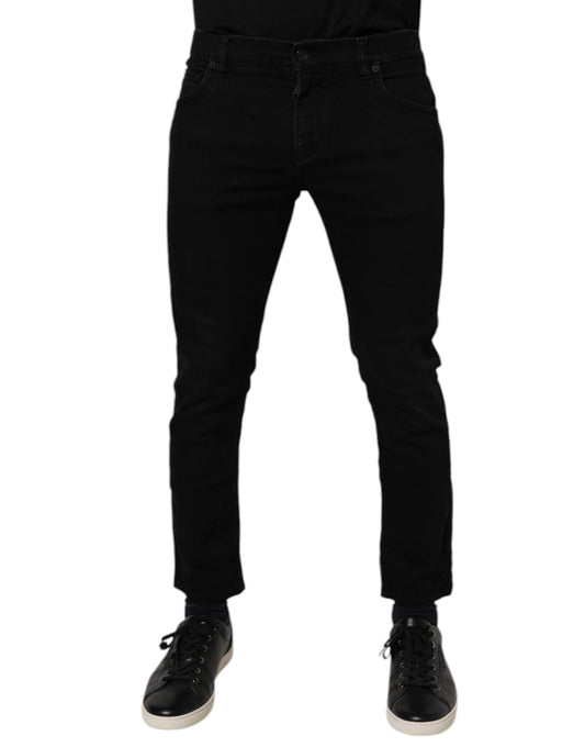Jeans by Dolce & Gabbana for men in stretch denim cotton black features an sophisticated and skinny & regular-fit with a precise , creating a sophisticated and sophisticated silhouette.