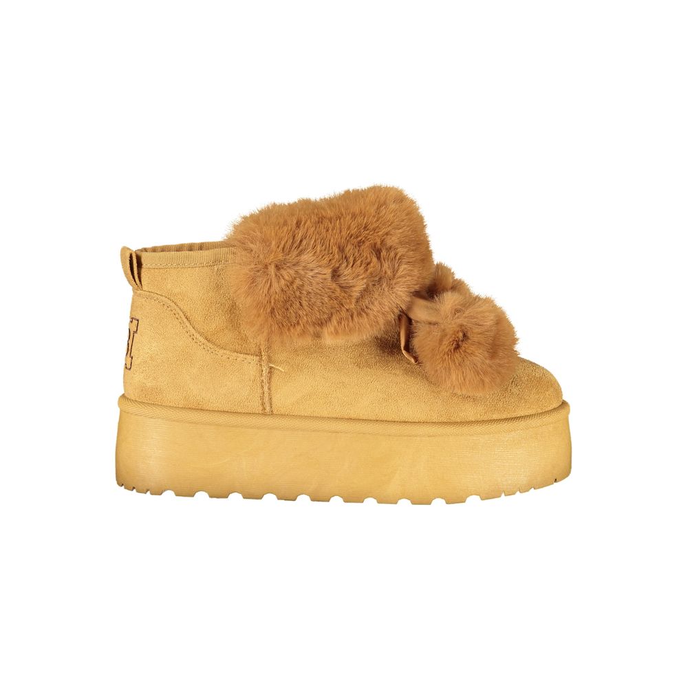 Wedge Ankle Boots by Laura Biagiotti for women in polyester polyethylene fur brown features an performance-driven Women's Polyester Polyethylene Fur Wedge Ankle Boots silhouette, defined by a sophisticated wedge and a performance-driven .