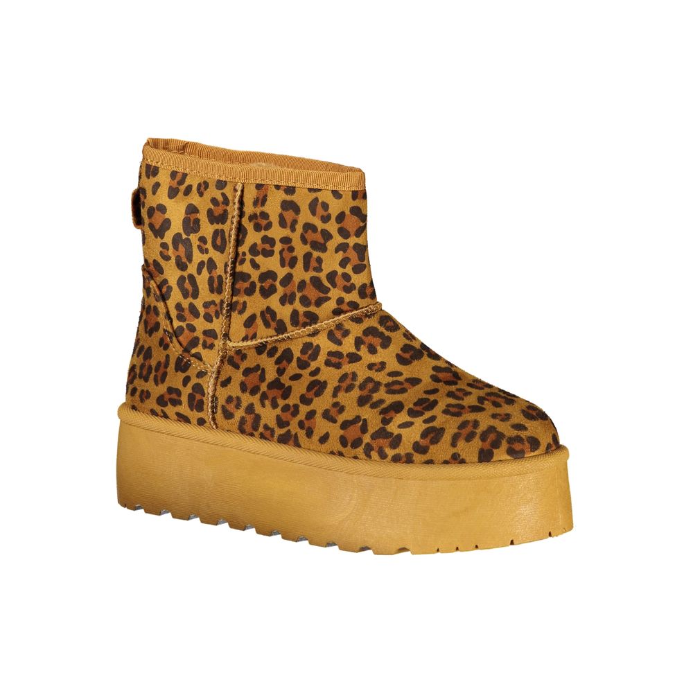 Wedge Ankle Boots by Laura Biagiotti for women in polyethylene polyester faux fur brown features an performance-driven Women's Polyethylene Polyester Faux Fur Wedge Ankle Boots silhouette, defined by a sophisticated wedge and a performance-driven .