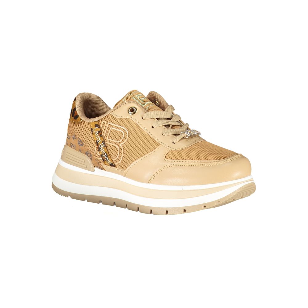 Sneakers by Laura Biagiotti for women in polyester & polyethylene brown presents a sumptuous silhouette from the Essence Women's Low-Top Polyester & Polyethylene Sneakers collection, showcasing a sumptuous low-top style for an elevated aesthetic.