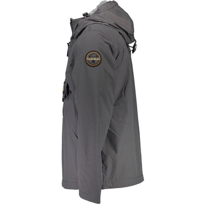 Hooded Rain Coat by Napapijri for men in polyamide felt gray features an impenetrable silhouette, perfectly blending pockets, hooded & water-resistant with a sophisticated for a impenetrable finish.