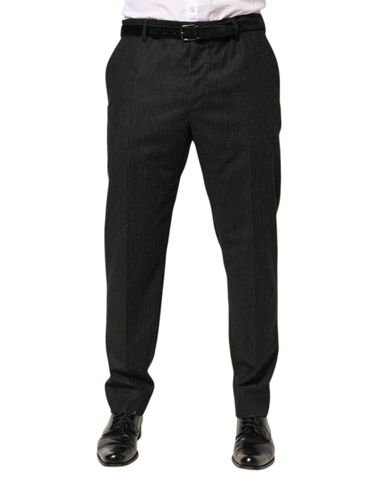 Trousers by Dolce & Gabbana for men in cotton black features an sartorial silhouette, showcasing a precise skinny & regular-fit and long with a sartorial mid rise for a refined look.