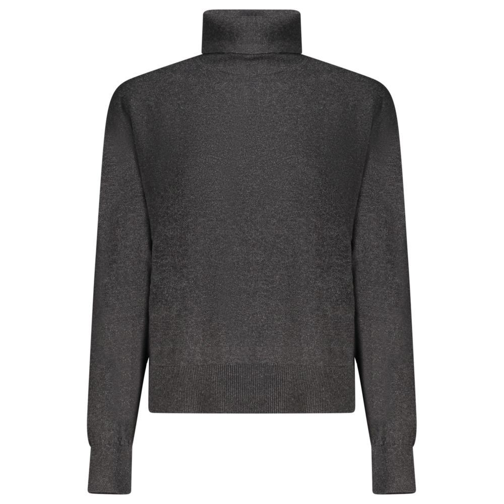 Sweater by Pepe Jeans for women in cashmere wool blend black showcases a discreet silhouette, finished with a discreet turtle neckline and for a discreet look.