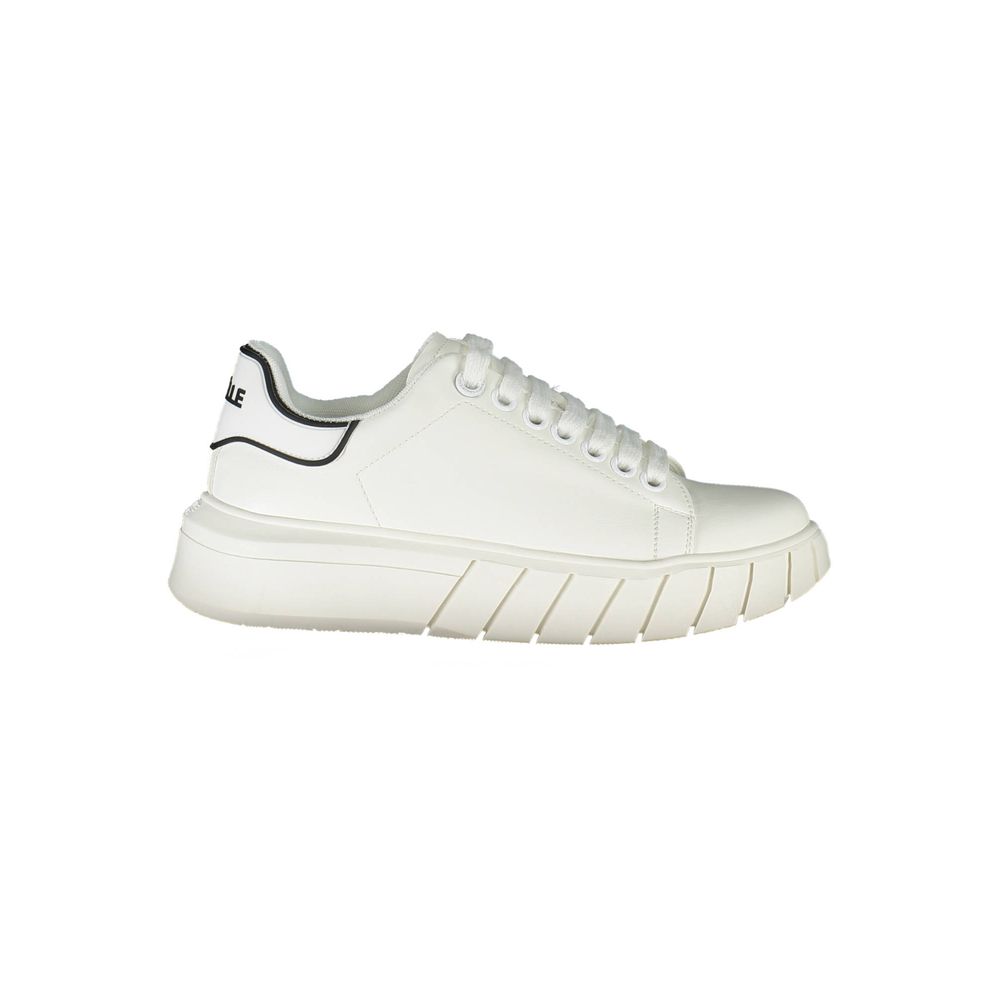 Sneakers by Gaelle Paris for women in polyester white features a sumptuous design, perfectly showcasing the sumptuous athletic style of this Women's Athletic Polyester Sneakers.