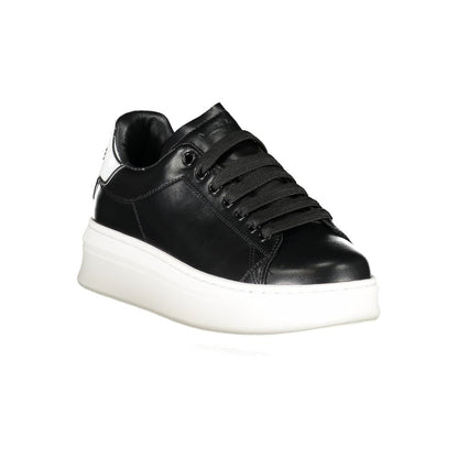 Sneakers by Gaelle Paris for women in polyester polyurethane cotton black & pink features a sumptuous design, perfectly showcasing the sumptuous athletic style of this Women's Athletic Polyester Polyurethane Cotton Sneakers.