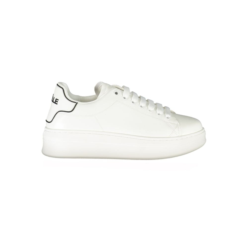 Sneakers by Gaelle Paris for women in polyethylene white presents a sumptuous silhouette as Women's Athletic Polyethylene Sneakers, expertly defined by a sumptuous athletic style for a sumptuous, high-fashion look.