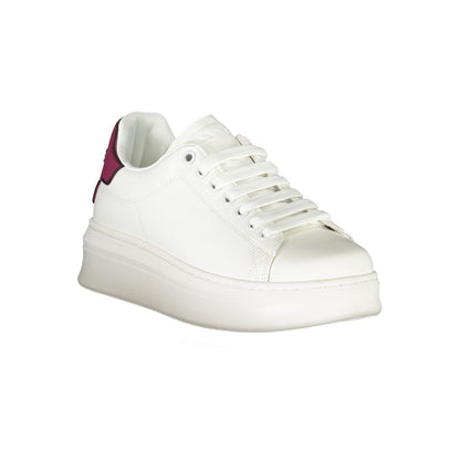 Sneakers by Gaelle Paris for women in polyurethane red features an sumptuous design from the Women's Low-Top Polyurethane Sneakers collection, highlighting a sumptuous low-top style for a premium, high-fashion look.