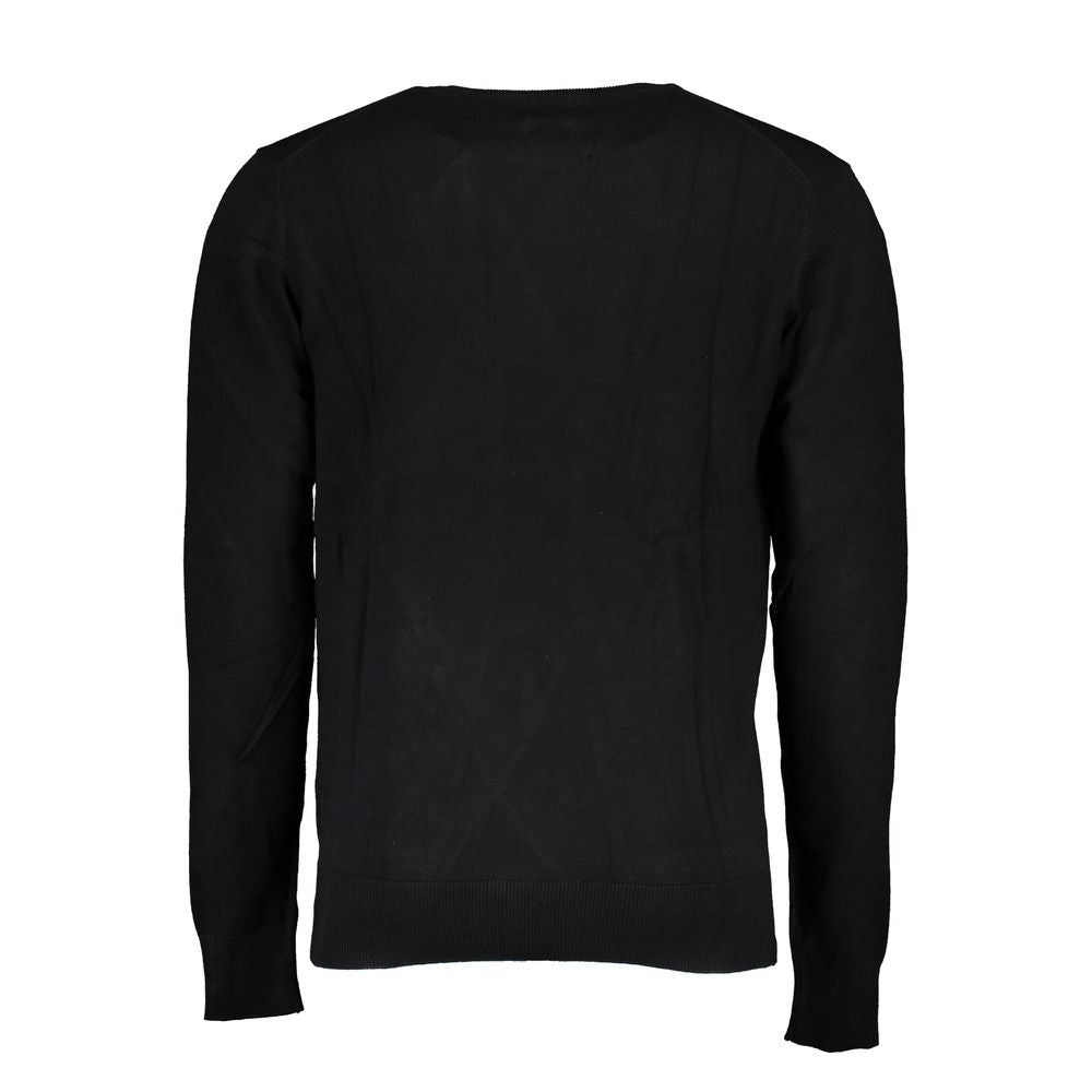 Sweatshirt by Gianmarco Venturi for men in viscose black features an exquisite silhouette, showcasing and crew neckline details for a exquisite look.