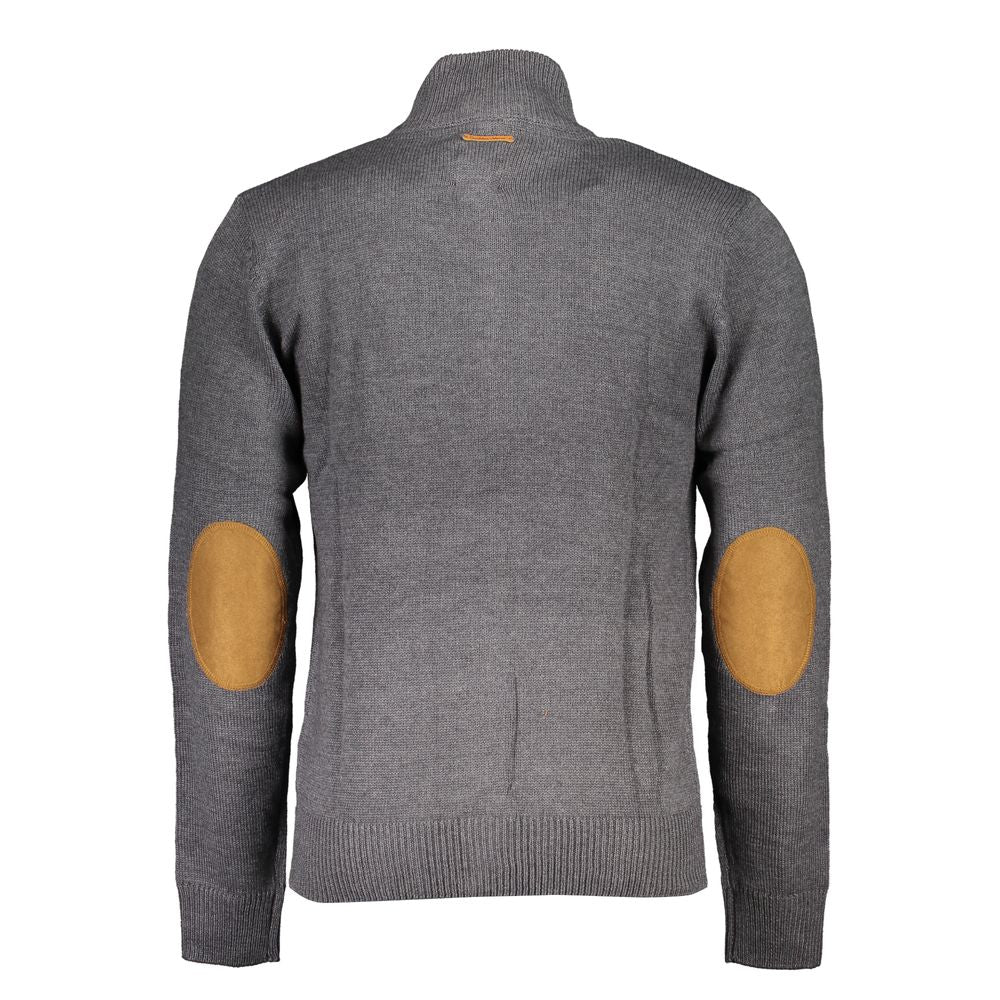 Cardigan by Gianmarco Venturi for men in cotton gray features an impeccable silhouette, showcasing a sophisticated and detail for a truly impeccable finish.