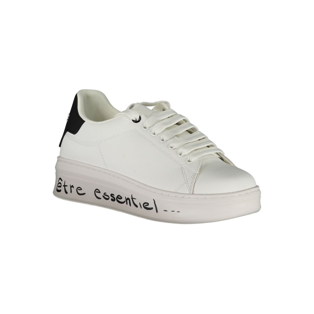 Sneakers by Gaelle Paris for women in polyethylene white & print features a sumptuous design, perfectly showcasing the sumptuous fashion style of this Women's Fashion Polyethylene Sneakers.