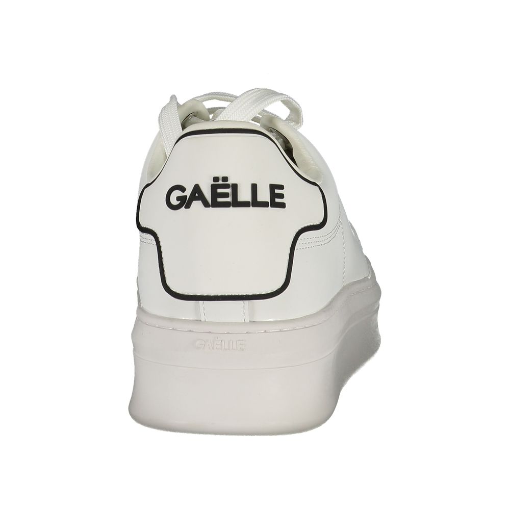 Athletic Sneakers by Gaelle Paris for men in polyethylene white features an stately silhouette, showcasing the signature athletic style of the Men's Athletic Polyethylene Sneakers collection with a truly stately finish.