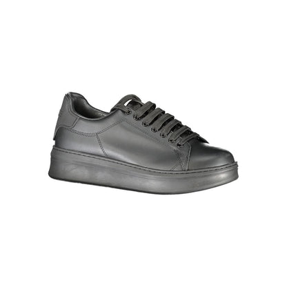Sneakers by Gaelle Paris for men in polyethylene black features a sumptuous design, perfectly showcasing the sumptuous low-top style of this Men's Low-Top Polyethylene Sneakers.