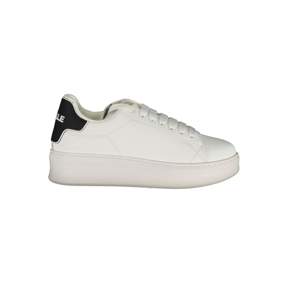 Athletic Sneakers Gaelle Paris women polyethylene white featuring a avant-garde Women's Athletic Polyethylene Sneakers design with a avant-garde athletic style for a refined finish.