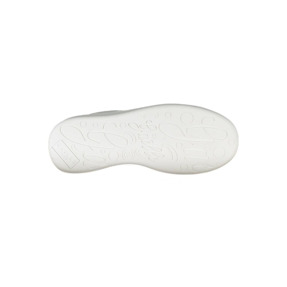 Athletic Sneakers Gaelle Paris women organic cotton & polyurethane gray & white featuring a avant-garde Women's Athletic Organic Cotton & Polyurethane Sneakers design with a avant-garde athletic style for a refined finish.