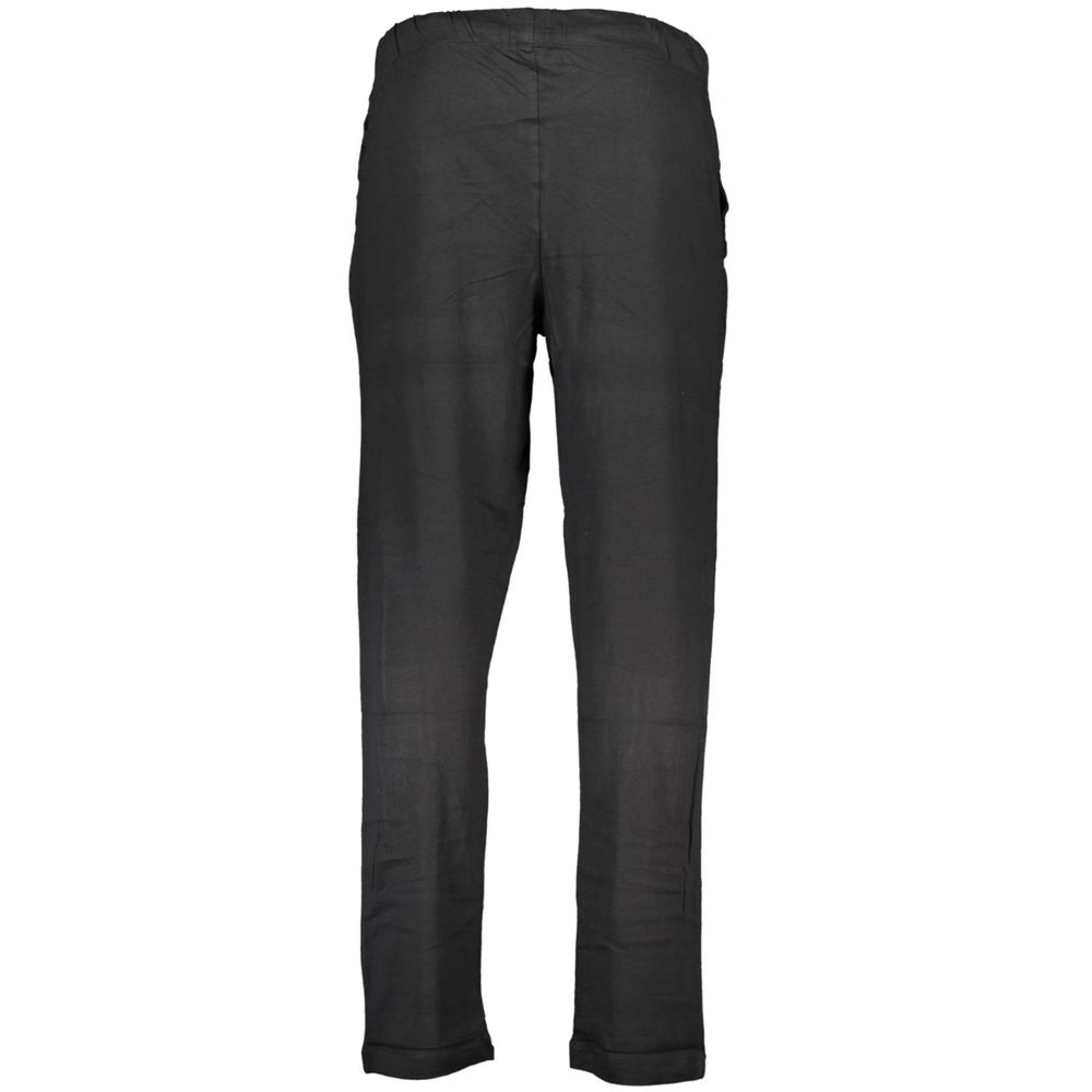 Trousers by Gianmarco Venturi for men in cotton black features a tailored silhouette with a tailored athletic, defined by its long and a sophisticated .