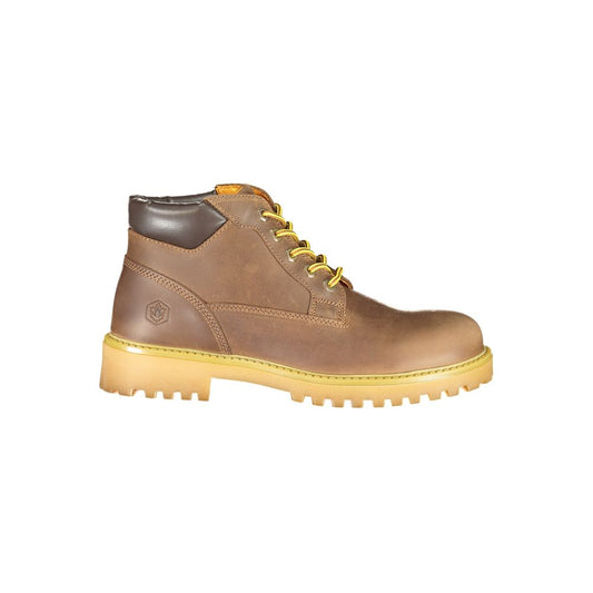 Lace-Up Boots by Lumberjack for men in leather & cotton brown showcases a ergonomic silhouette from the Men's Leather & Cotton Lace-Up Boots collection, featuring a ergonomic and a ergonomic .