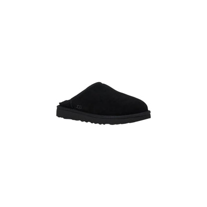 Clogs Slippers Flat Shoes by UGG for men in suede leather black showcases a sculptural silhouette as part of the Men's Suede Leather Clogs Slippers Flat Shoes collection, defined by a sculptural and for a sculptural look.