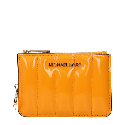 Wallet by Michael Kors for women in ostrich leather orange showcases a discerning silhouette, artfully capturing the essence of Ostrich Leather Wallet with its functional coin-purse.
