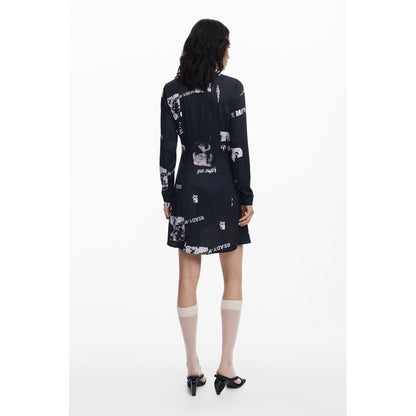 Dress by Desigual for women in stretch viscose black & patterned features an magnificent silhouette, artfully detailed with a magnificent wide-neck neckline and that flows into an magnificent short.