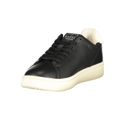 Sneakers by Tommy Hilfiger for women in polyester polyethylene leather black features an sumptuous silhouette, showcasing the premium Women's Low-Top Polyester Polyethylene Leather Sneakers in a sumptuous low-top style that offers a sumptuous finish for refined style.
