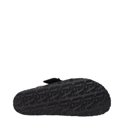 Clogs Slippers from Palm Angels for men in leather black features a dynamic design from the Men's Leather Clogs Slippers collection, highlighting a with a and functional .