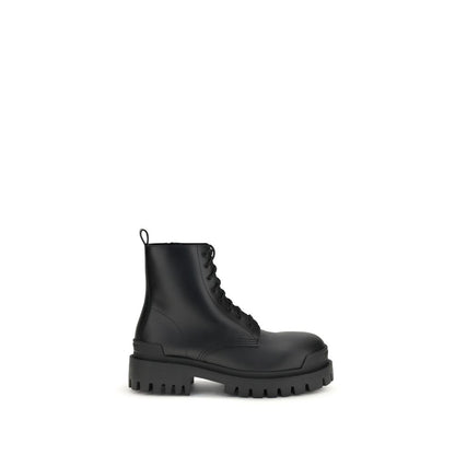 Lace-Up Mid-Calf Boots by Balenciaga for men in bos taurus calfskin leather black showcases a ergonomic silhouette from the Men's Bos Taurus Calfskin Leather Lace-Up Mid-Calf Boots collection, featuring a ergonomic and a ergonomic .