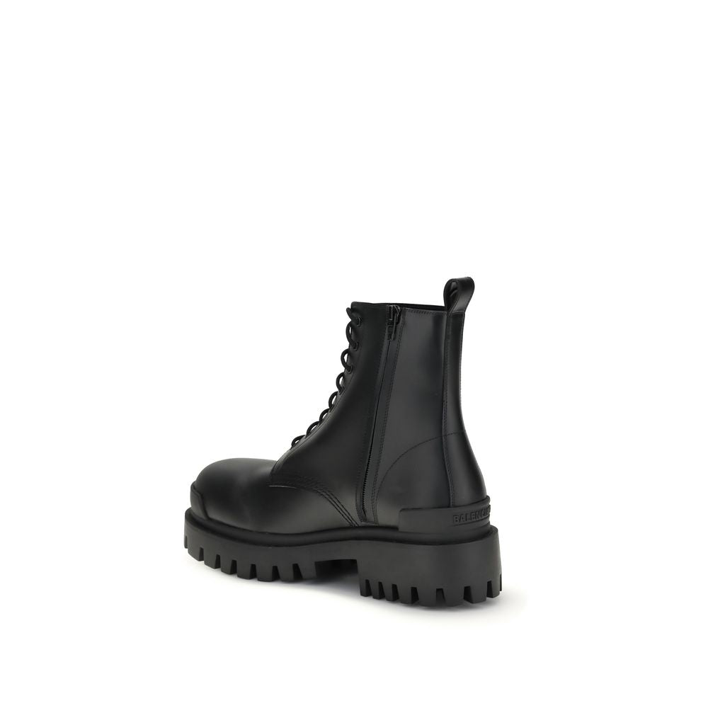 Lace-Up Mid-Calf Boots by Balenciaga for men in bos taurus calfskin leather black features an high-performance silhouette, showcasing the sophisticated design of the Men's Bos Taurus Calfskin Leather Lace-Up Mid-Calf Boots with a and a refined .