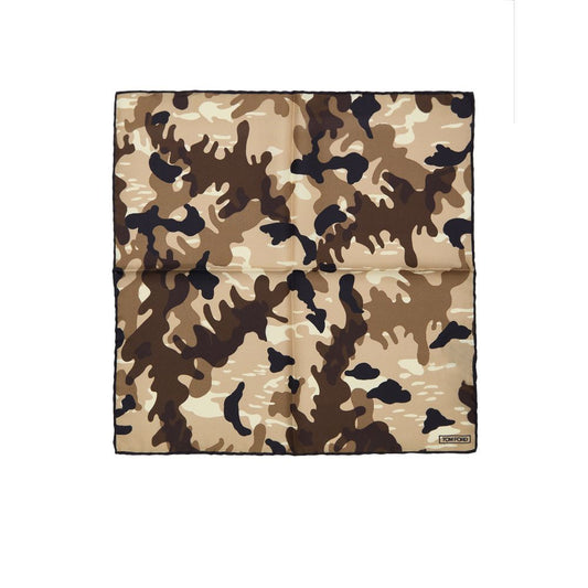 Clutch Handbag by Tom Ford for unisex in silk beige, camouflage & print features a sculptural silhouette with a secure , ample , and versatile for a sculptural finish.