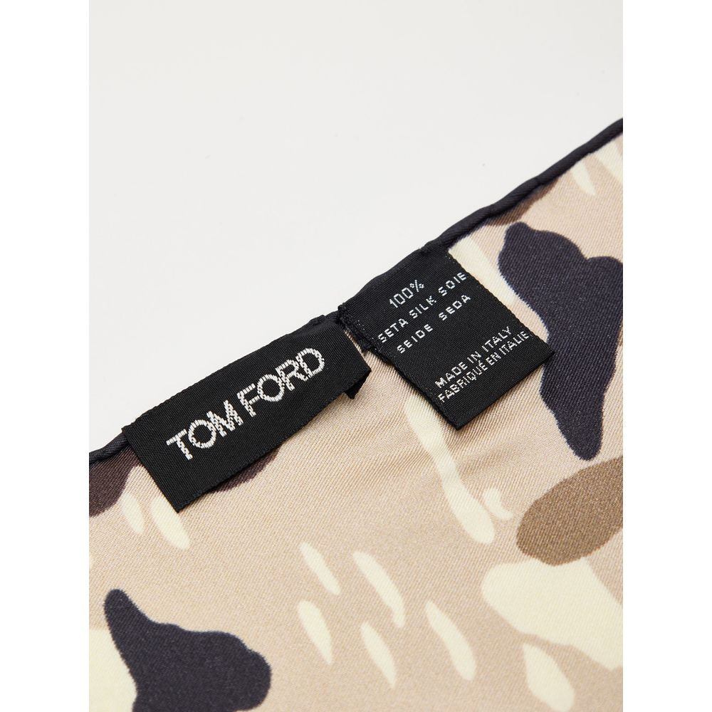 Clutch Handbag by Tom Ford for unisex in silk beige, camouflage & print features a sculptural silhouette with a secure , organized , and versatile for a sculptural finish.