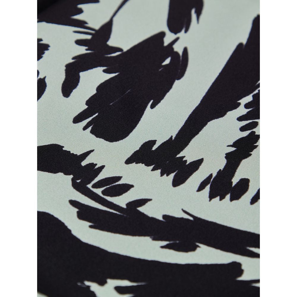 Clutch Handbag by Tom Ford for unisex in silk black, gray, light-grey & print features a architectural silhouette, showcasing a secure , ample , and versatile for a architectural finish.