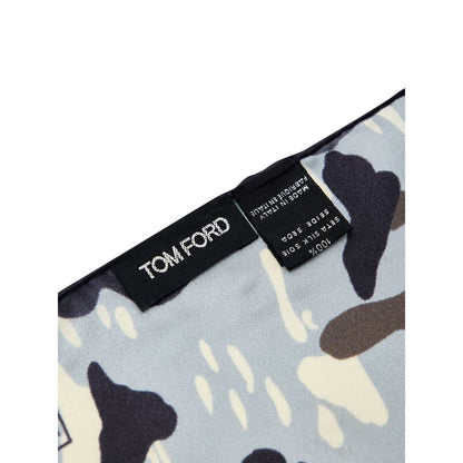 Clutch Handbag by Tom Ford for unisex in silk gray, light-grey, camouflage & print features an sculptural silhouette, showcasing a secure and sculptural with versatile for a sophisticated look.