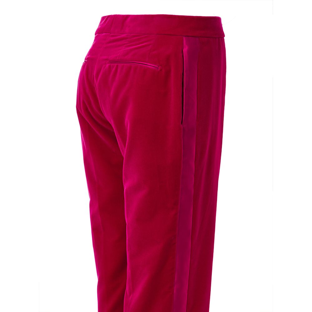 Trousers by Tom Ford for women in cotton satin fuchsia presents a smart silhouette, meticulously detailed with a smart straight-leg, a smart long, and a smart .