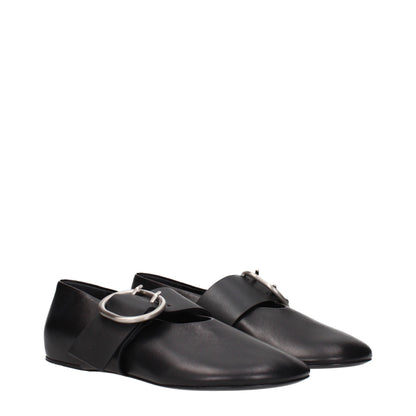 Ballet Flat Shoes by Jil Sander for women in leather black showcases a dynamic silhouette, artfully capturing Women's Leather Ballet Flat Shoes through its distinctive and elegant .