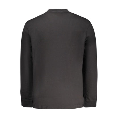 T-Shirt by Calvin Klein for men in cotton black & signature features an edgy silhouette, meticulously detailed with a sophisticated and for a truly edgy finish.