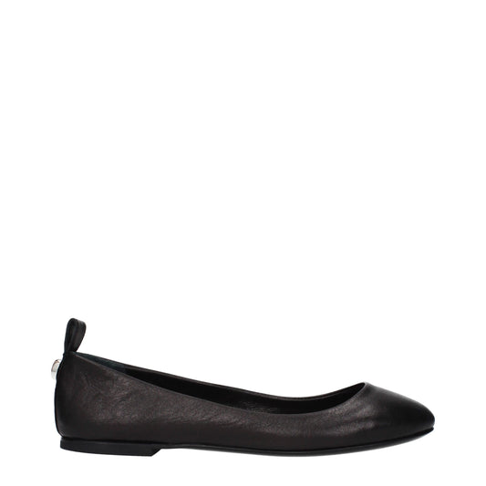 Ballet Flat Shoes by The Attico for women in leather black features an statuesque silhouette from the Women's Leather Ballet Flat Shoes collection, showcasing a and a statuesque for a statuesque look.
