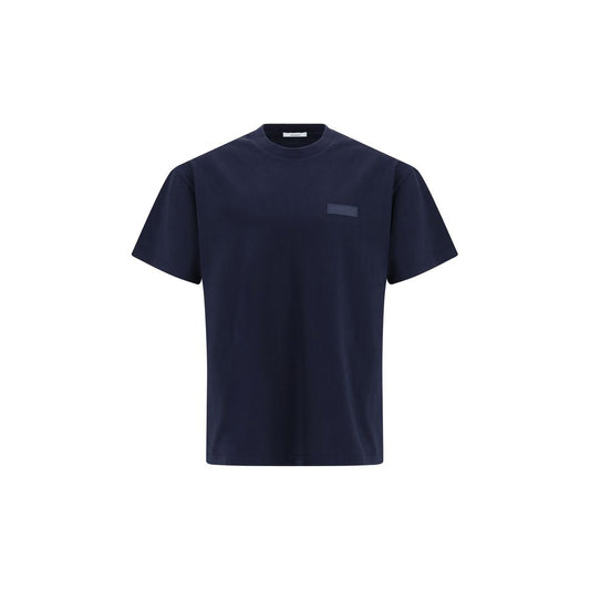 T-Shirt by Givenchy for men in cotton blue showcases a fashionable silhouette, elegantly detailed with a fashionable and crew neckline for a sophisticated, high-fashion look.