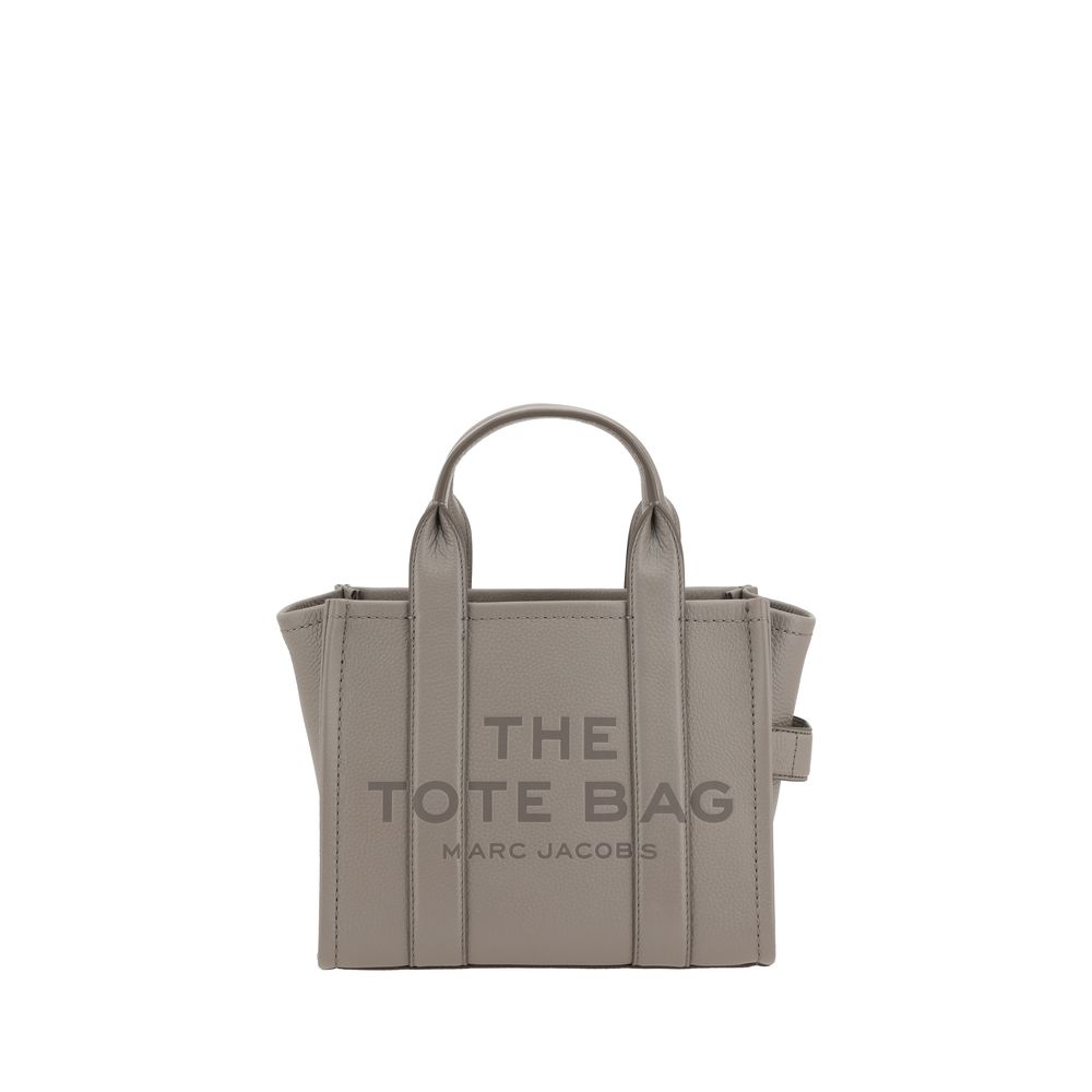 Small Tote Handbag by Marc Jacobs for women in bos taurus calf grained leather gray & monogram features a exquisite silhouette, showcasing a secure and exquisite with versatile shoulder-strap, handle & adjustable-strap for a exquisite finish.